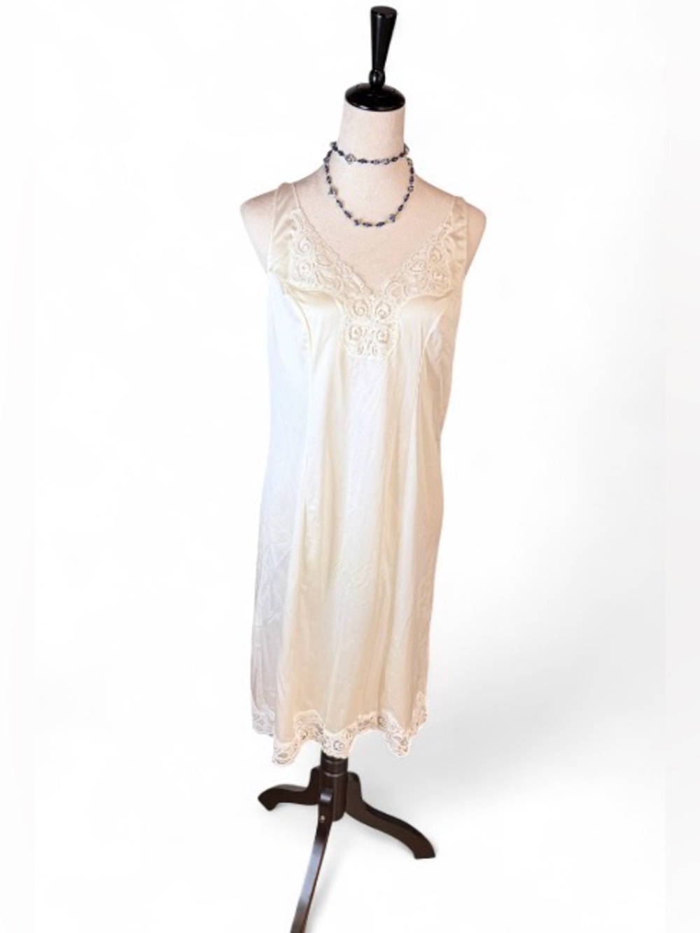Vtg 80s BALI White Full Slip NWT Lace Embellished Bust Size 36 Made in USA